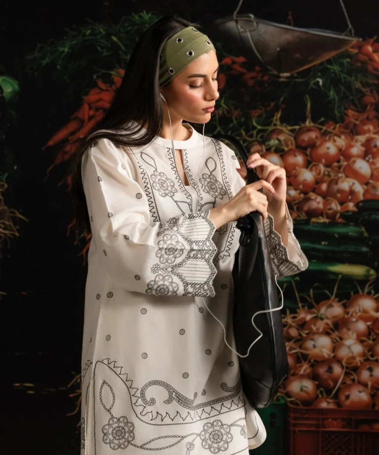 2 Piece – Printed Lawn Suit
